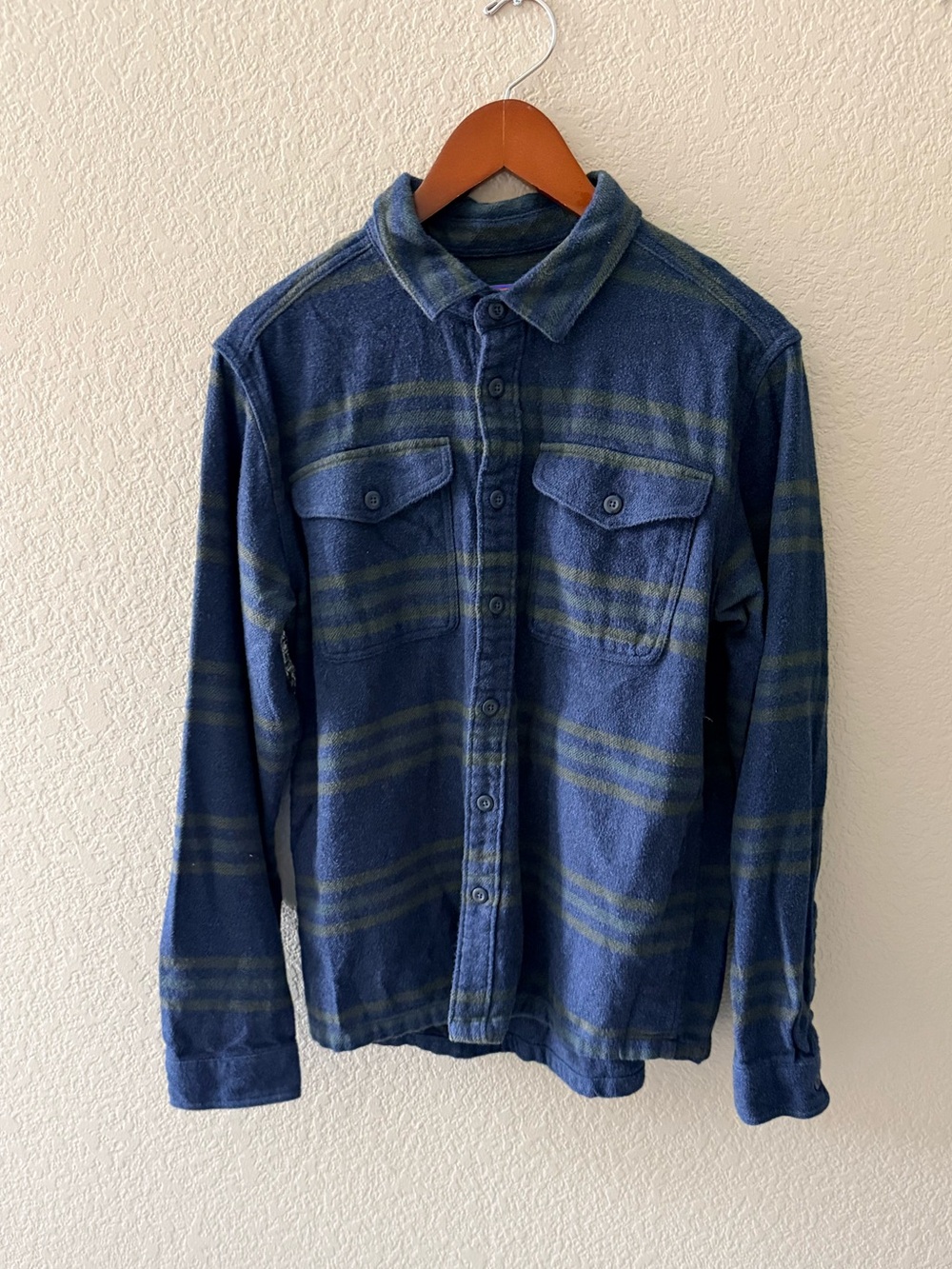 Patagonia Men’s Fjord Organic Cotton Plaid Flannel Shirt M - Picture 2 of 5